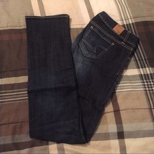 American eagle dark blue jeans